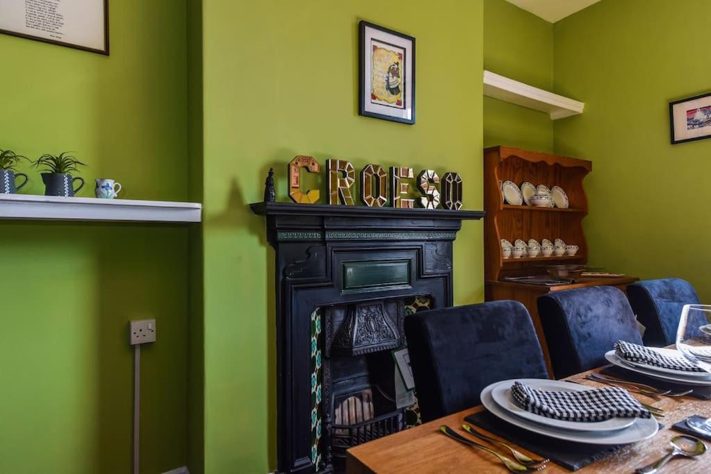Traditional 3-Bed Property In Pontcanna With Parking 카디프 외부 사진
